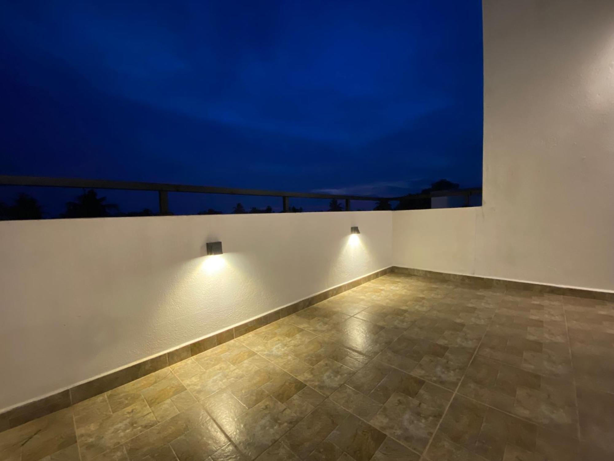 Srimadis Villa Near Airport - نيجومبو المظهر الخارجي الصورة