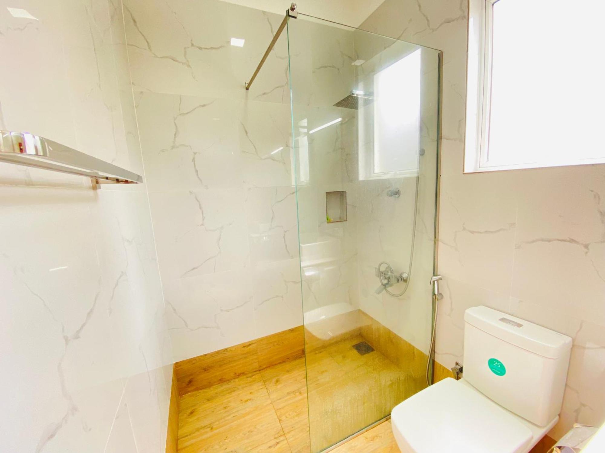 Srimadis Villa Near Airport - نيجومبو المظهر الخارجي الصورة